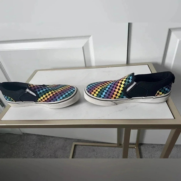 Vans | Off The Wall  Kids Slip On Rainbow Sneakers | Size 3 - Picture 6 of 11